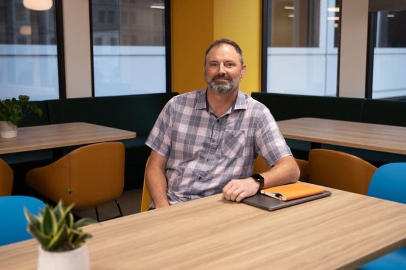 1VCUyPG3AFw1pAmzQP_0Qnw